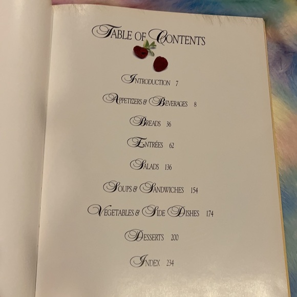 Oxmoor House Light & Lucious Cookbook - Picture 4 of 5